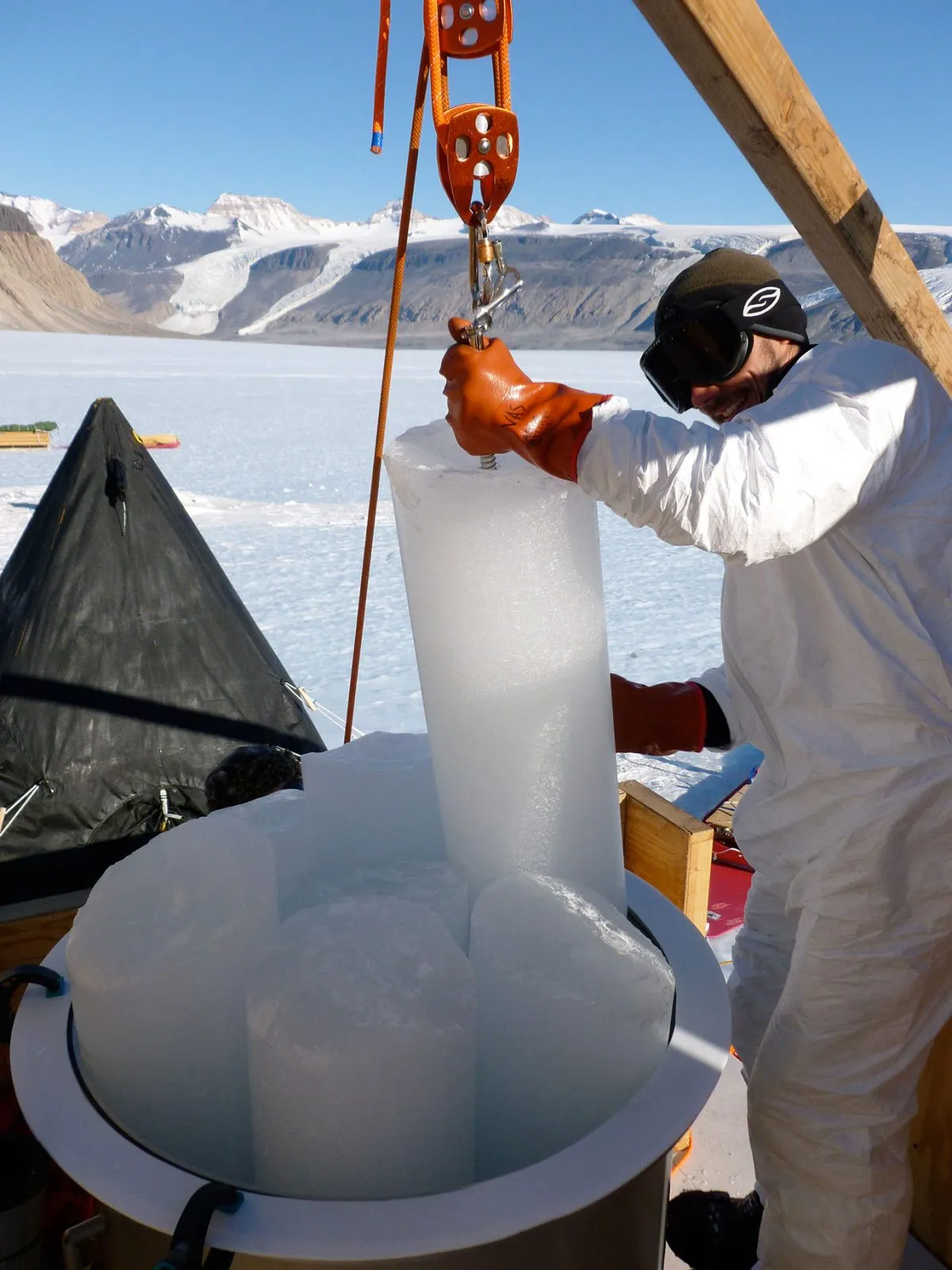 Frozen Time Capsules: What Antarctic Ice Drilling Reveals About Human-Caused Climate Change